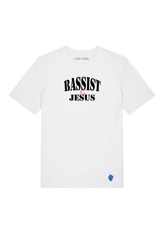 T-shirt bassist